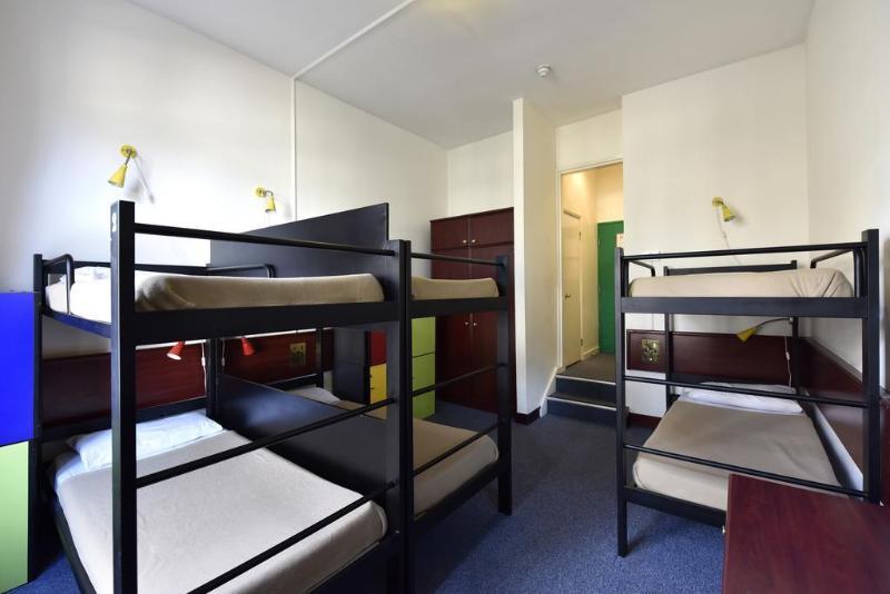 Hostel Equity Point *